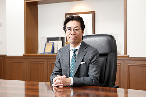 Hideo TAKAHASHI